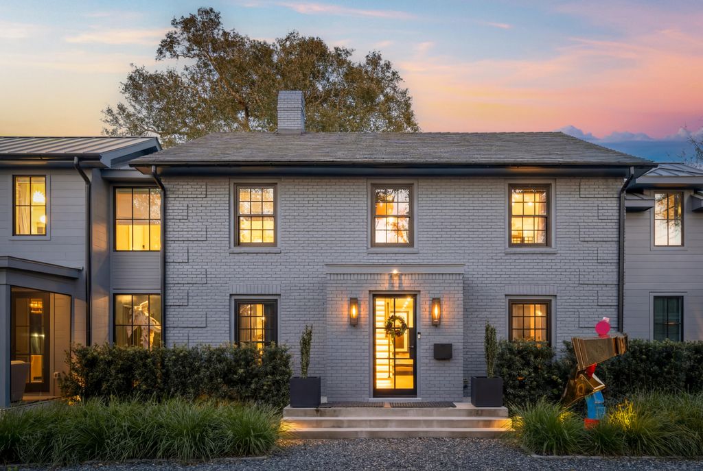 Photo of 11 Pierates Cruz, Mount Pleasant, SC 29464 (MLS # 26010109)