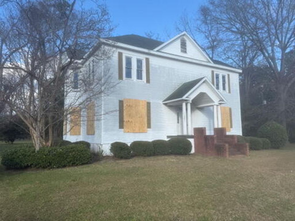 Photo of 981 Whitman Street, Orangeburg, SC 29115 (MLS # 26002161)
