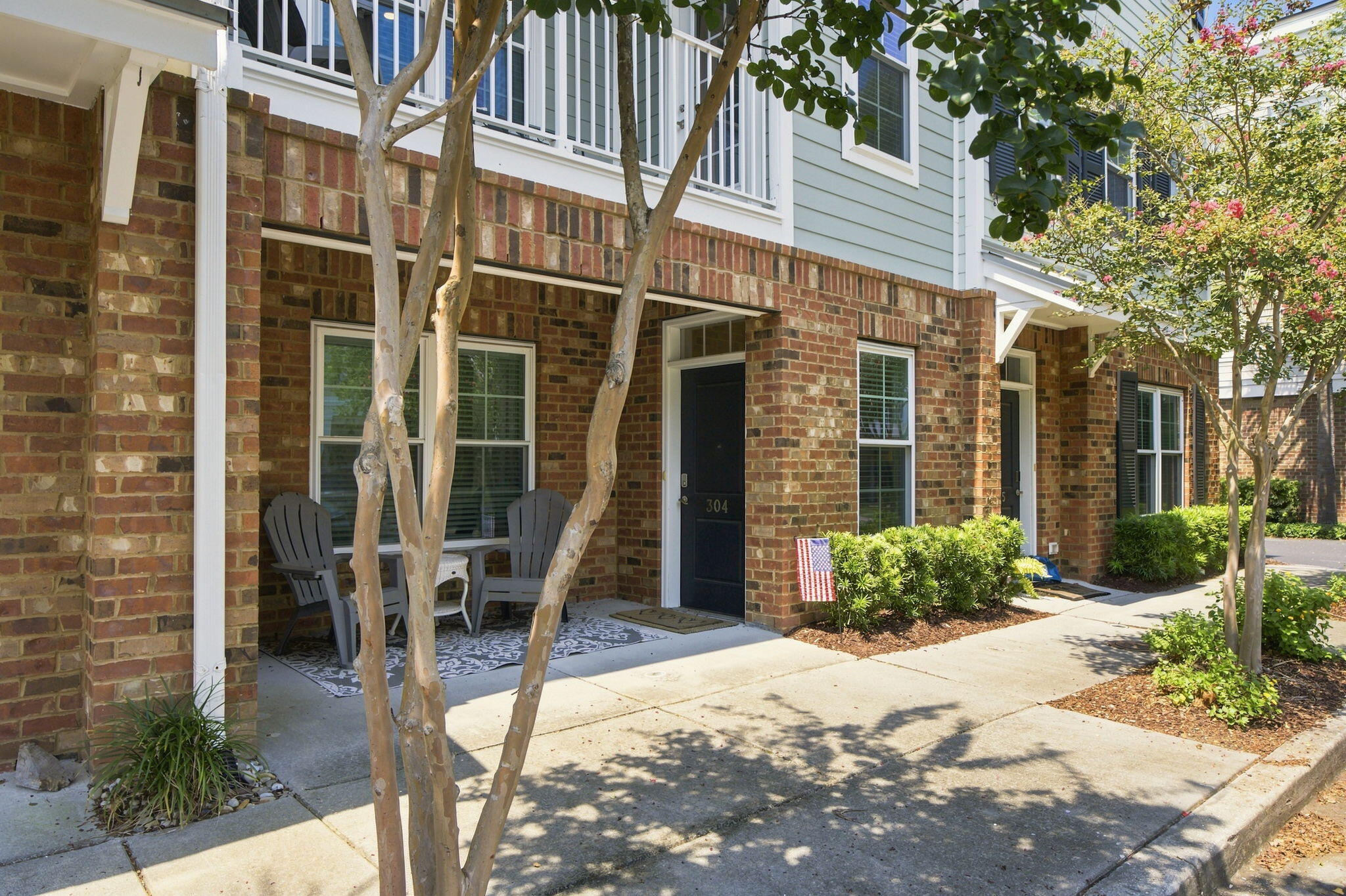 656 Coleman Boulevard 304