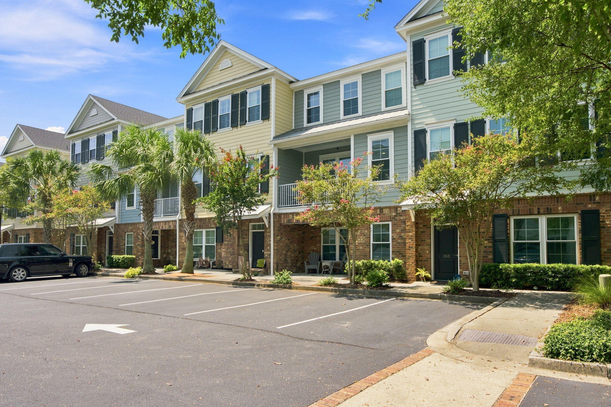 656 Coleman Boulevard 304