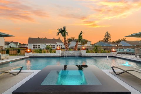 Photo of 5068 Lady Bird Alley, Johns Island, SC 29455 (MLS # 25028844)