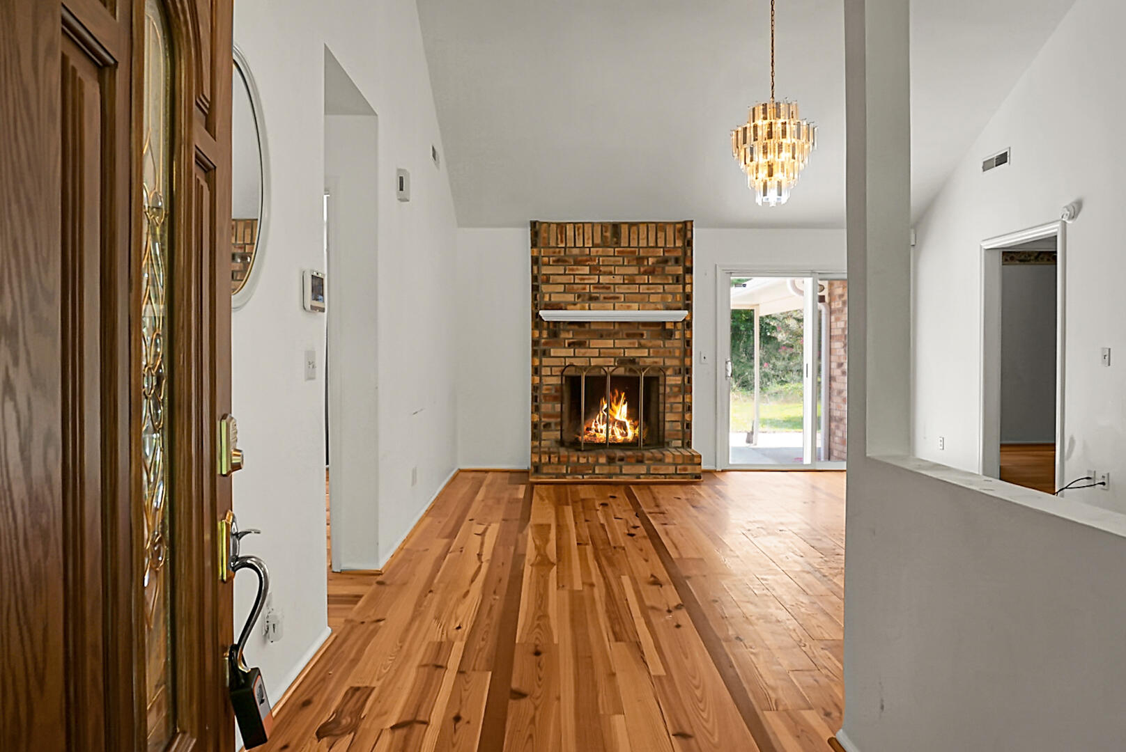 303 E Pandora Drive