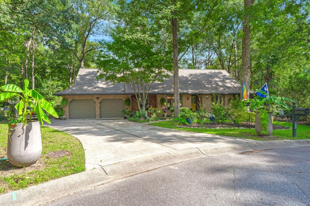 Photo of 102 Dawnshire Court, Summerville, SC 29485 (MLS # 26028104)