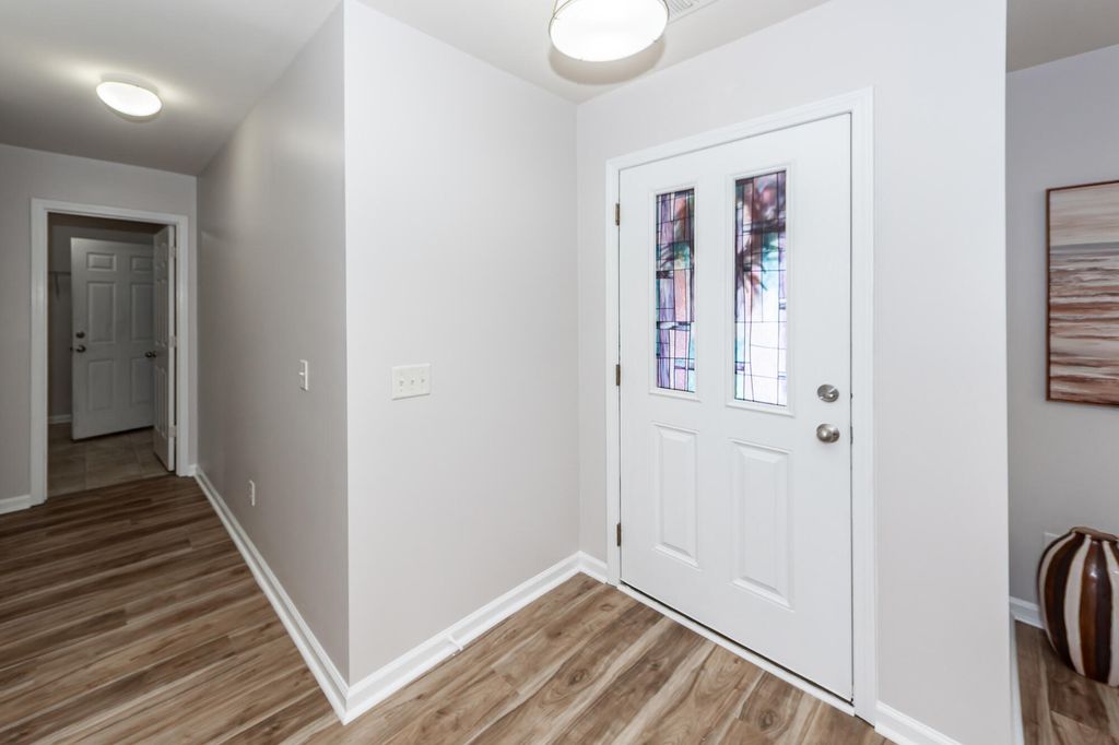 Photo of 140 Decatur Drive, Summerville, SC 29486 (MLS # 26014474)
