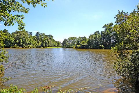 A home in Moncks Corner