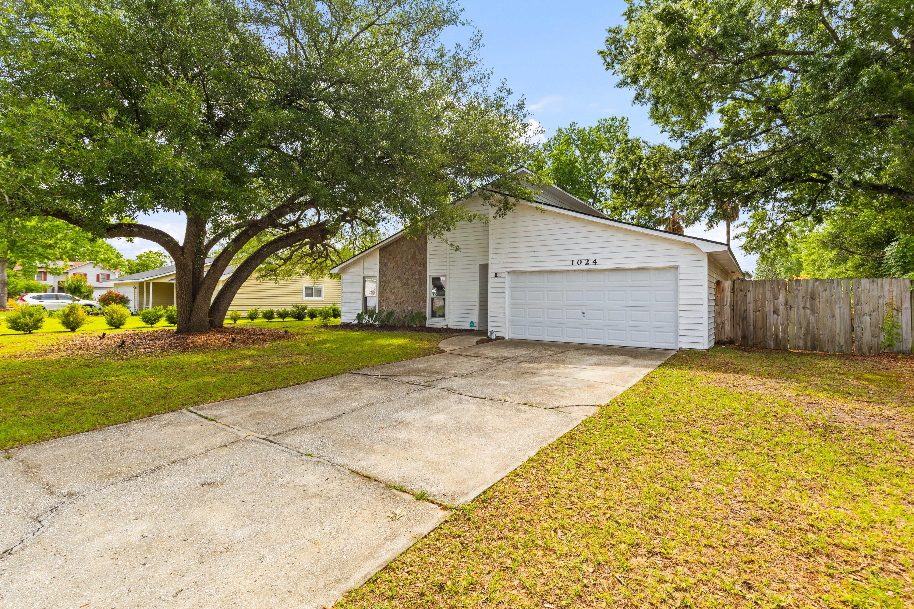 1024 Willowood Avenue