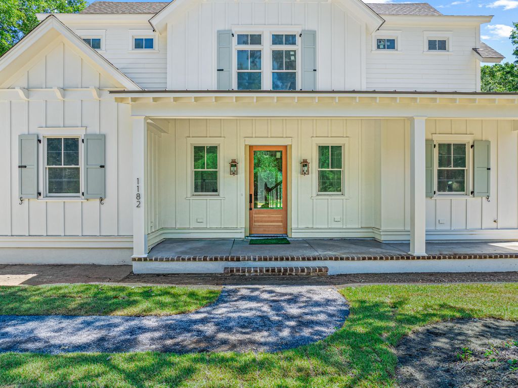 Photo of 1182 Lazy Lane, Mount Pleasant, SC 29464 (MLS # 26012023)