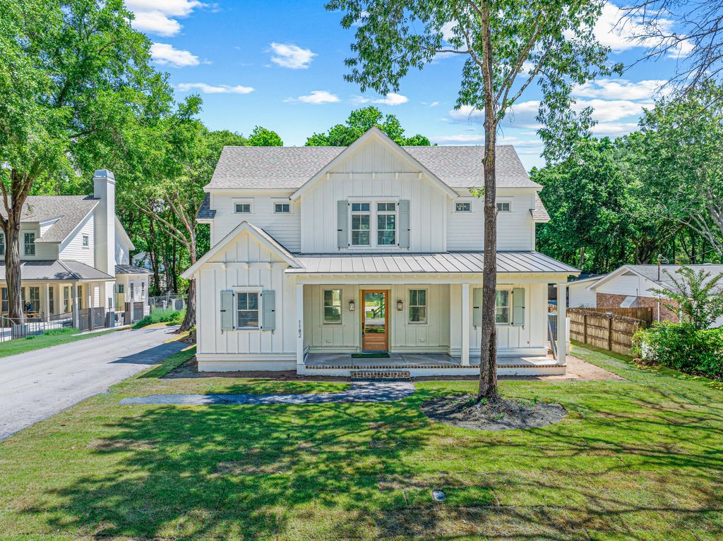 Photo of 1182 Lazy Lane, Mount Pleasant, SC 29464 (MLS # 26012023)