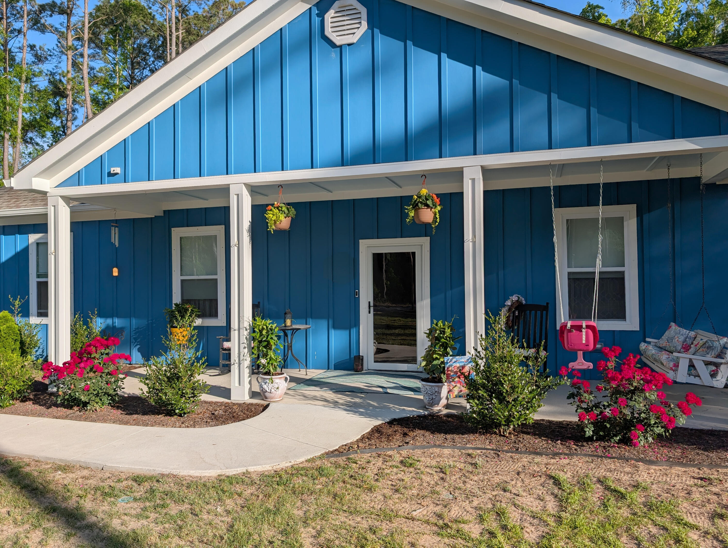 1044 Towhee Lane