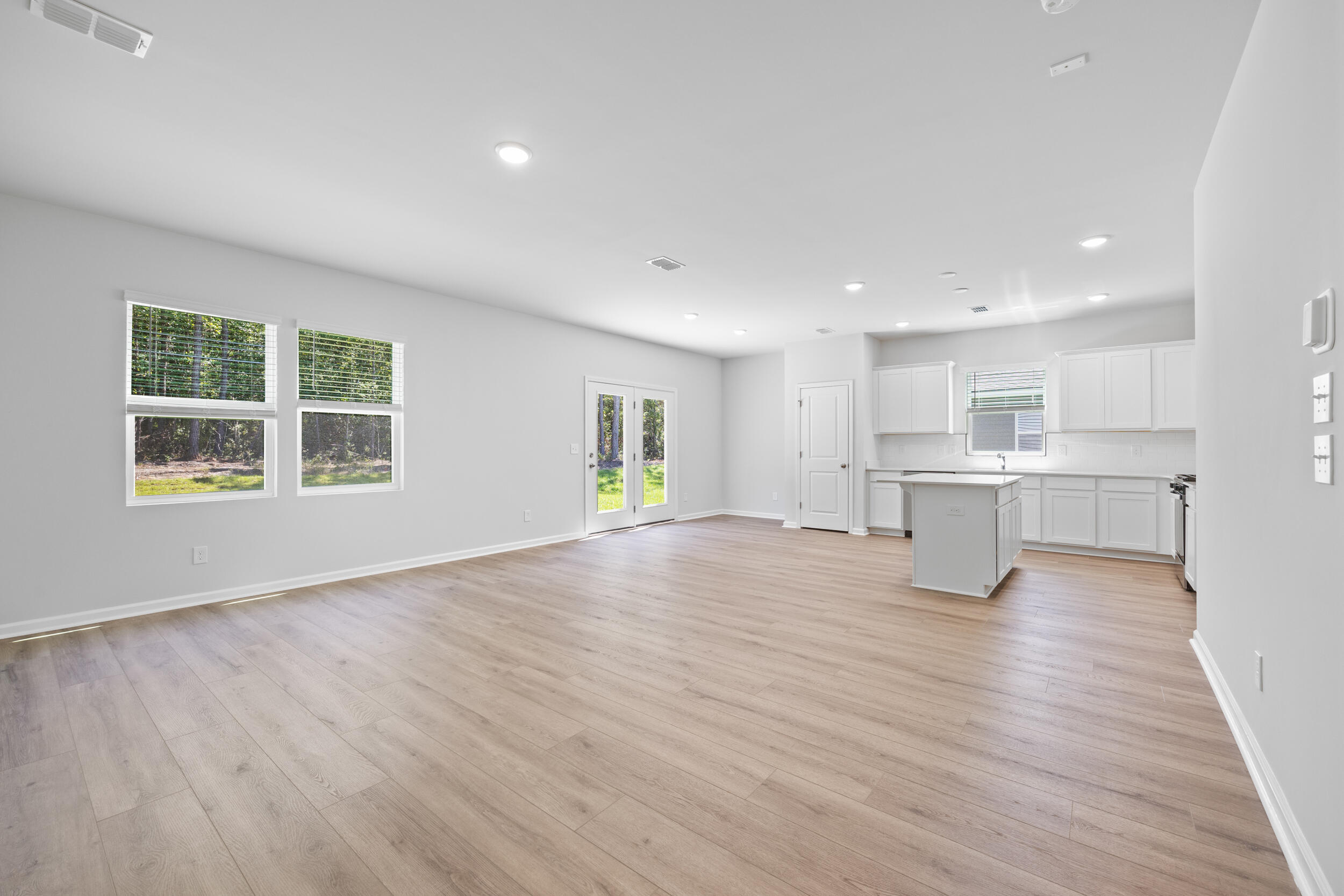 727 Meadowbrook Lane