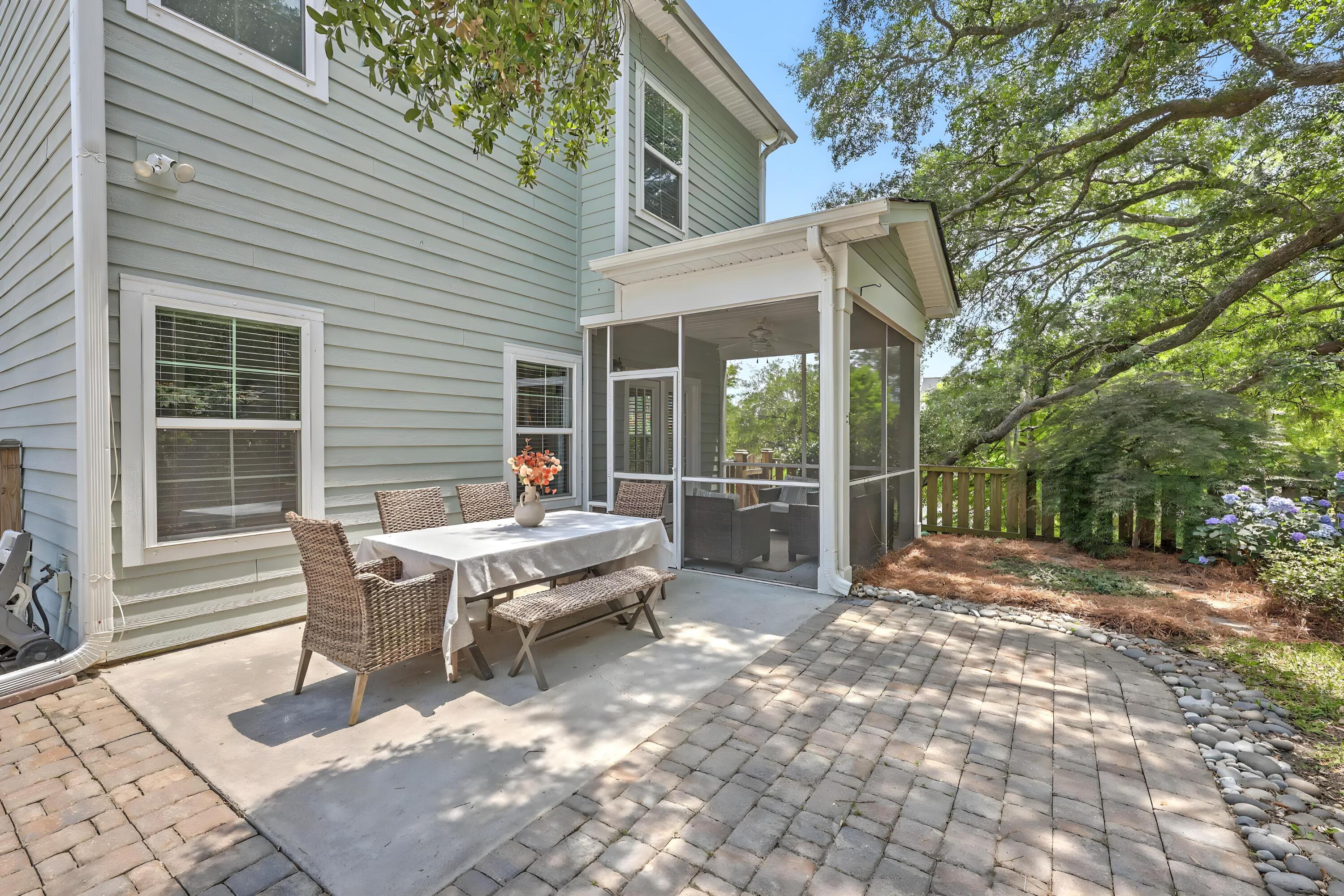 1625 Emmets Road