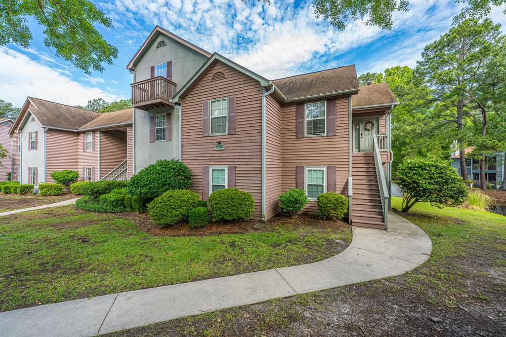 Photo of 7940 Parklane Court #B, North Charleston, SC 29418 (MLS # 26014073)