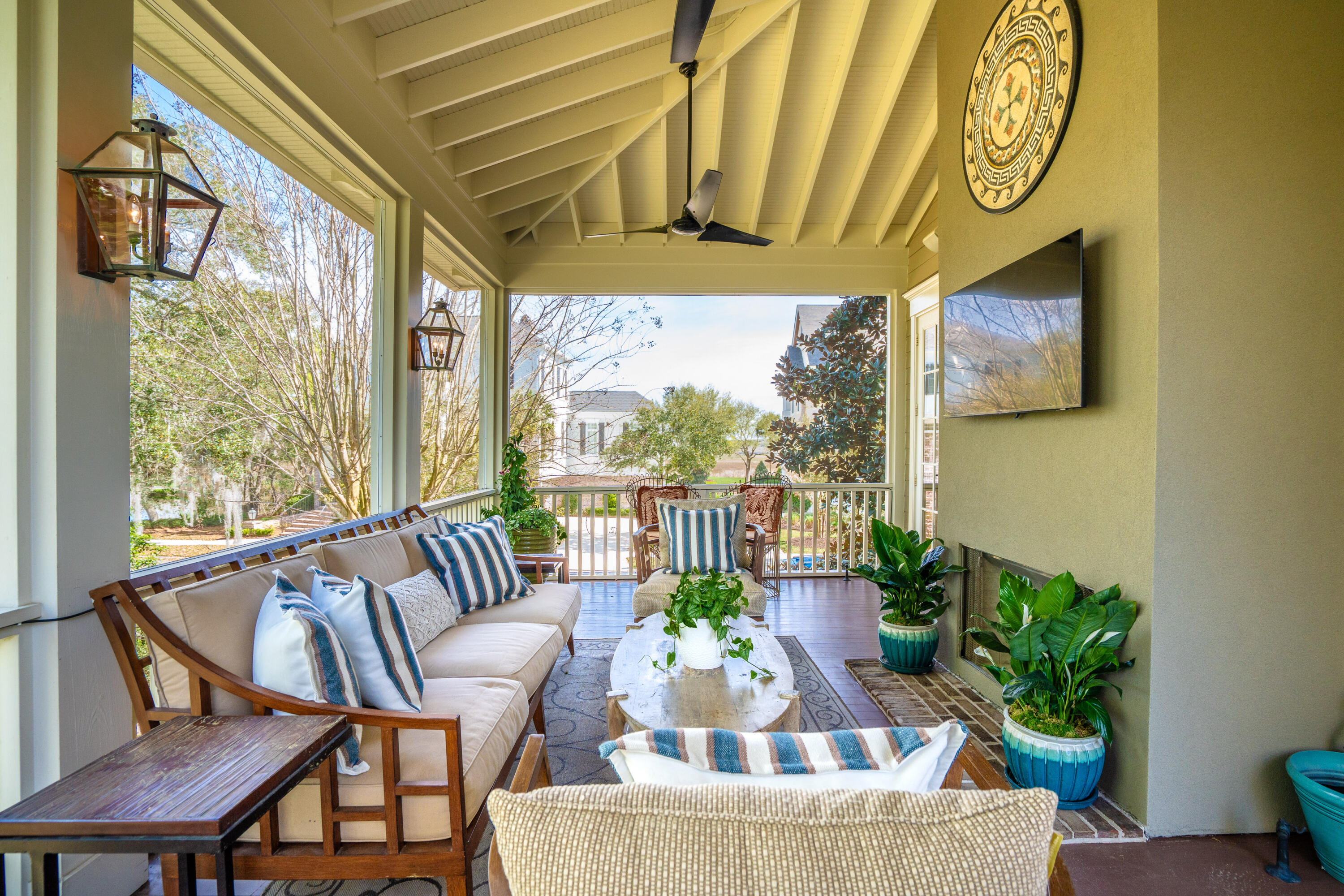 401 Creek Landing Street