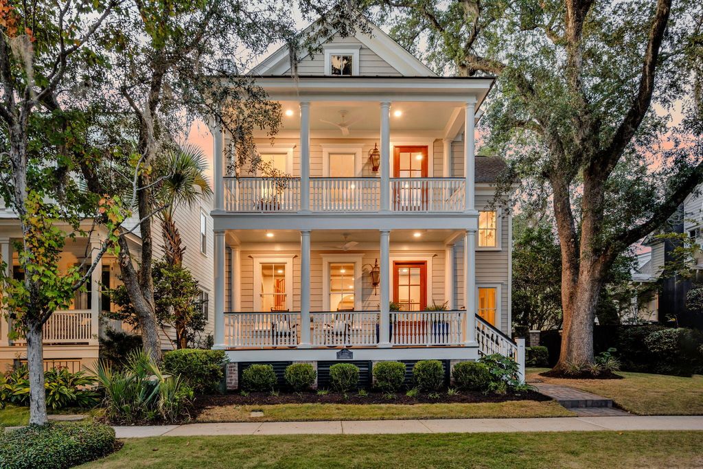 Photo of 225 Delahow Street, Charleston, SC 29492 (MLS # 25026318)