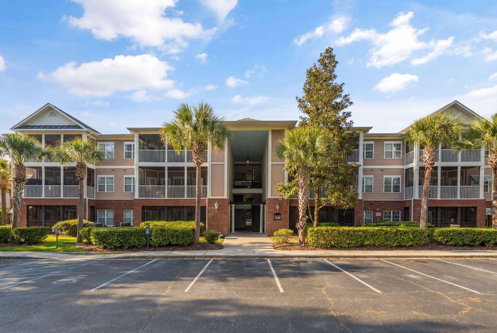 Photo of 1920 Basildon Road, Mount Pleasant, SC 29466 (MLS # 26009300)