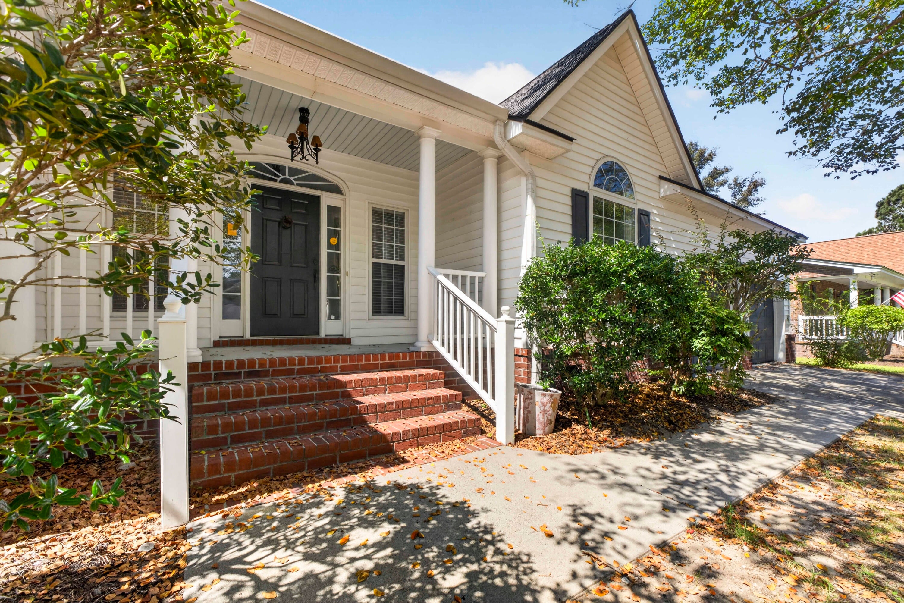 112 Oyster Point Row