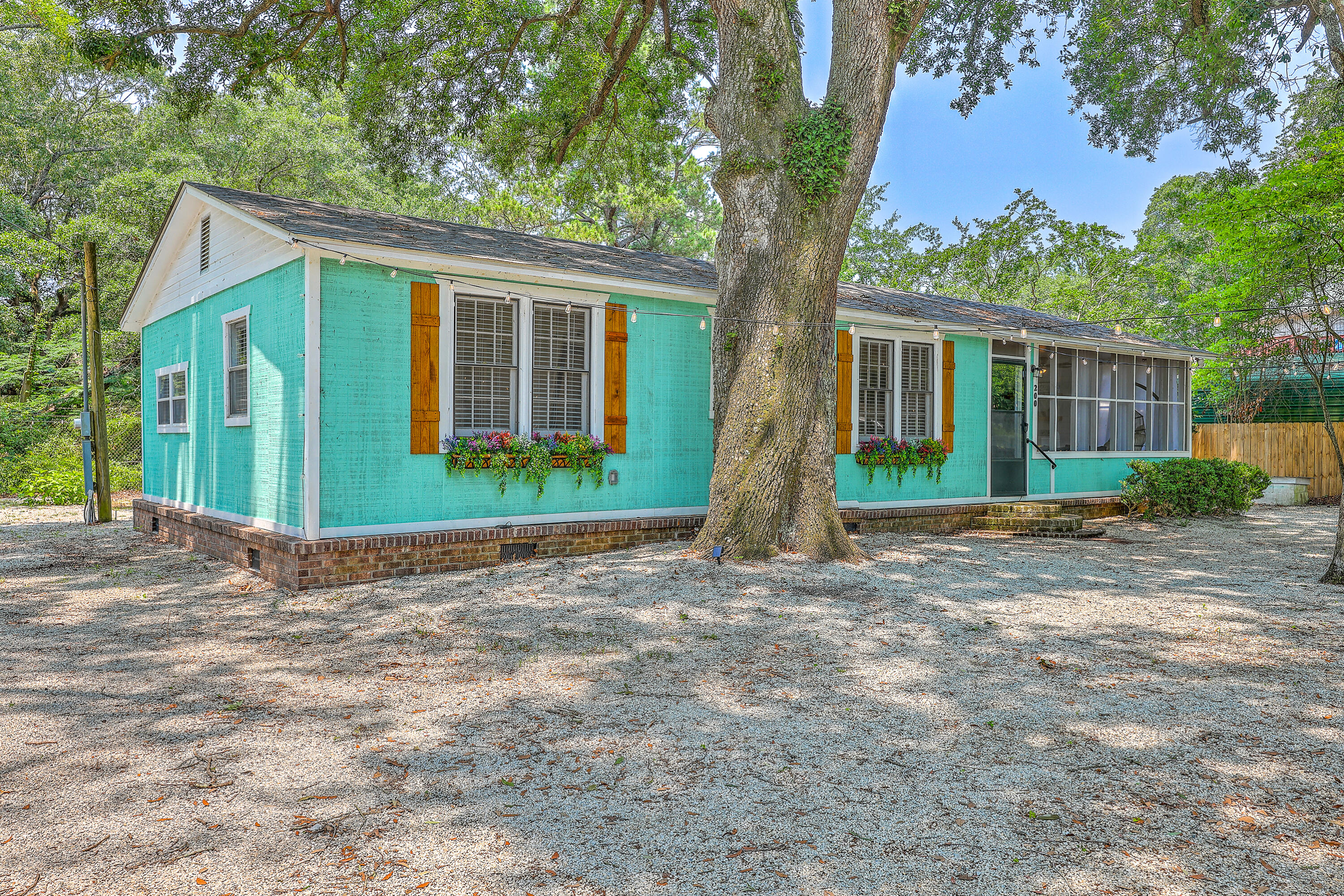 200 Hilltop Drive