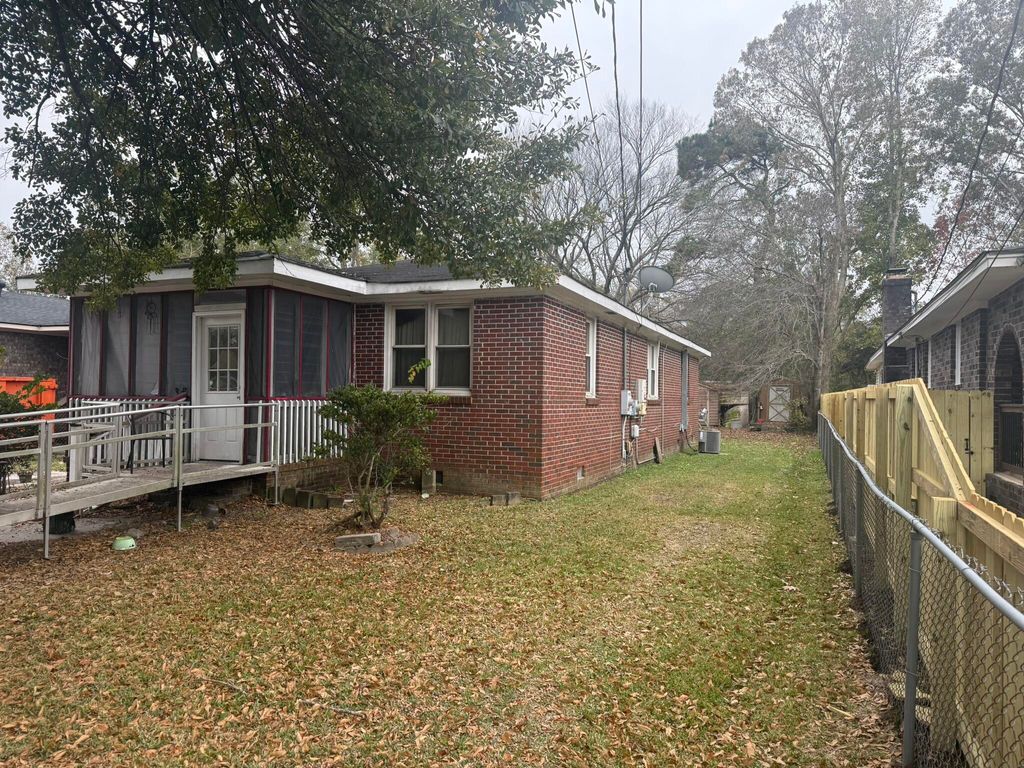 Photo of 5309 Jury Lane, North Charleston, SC 29406 (MLS # 25031801)