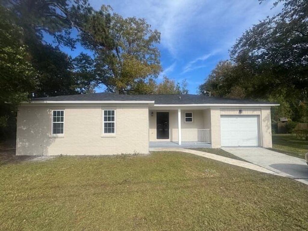 Photo of 1138 Oxbow Drive, Charleston, SC 29412 (MLS # 25032859)