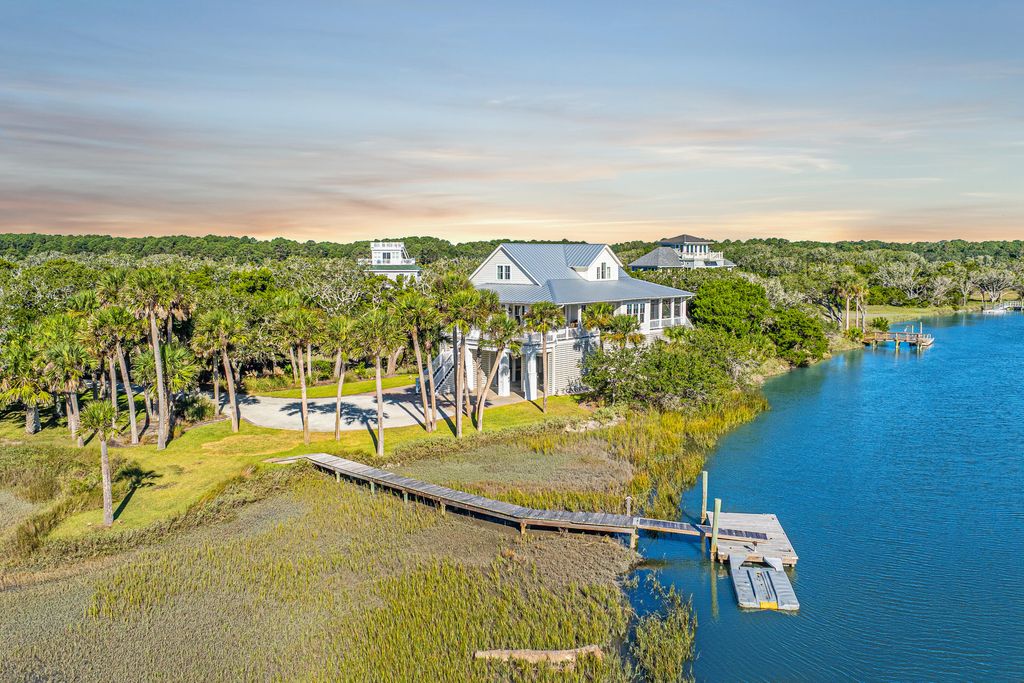 Photo of 1250 Hammocks Way, Edisto Island, SC 29438 (MLS # 25028863)