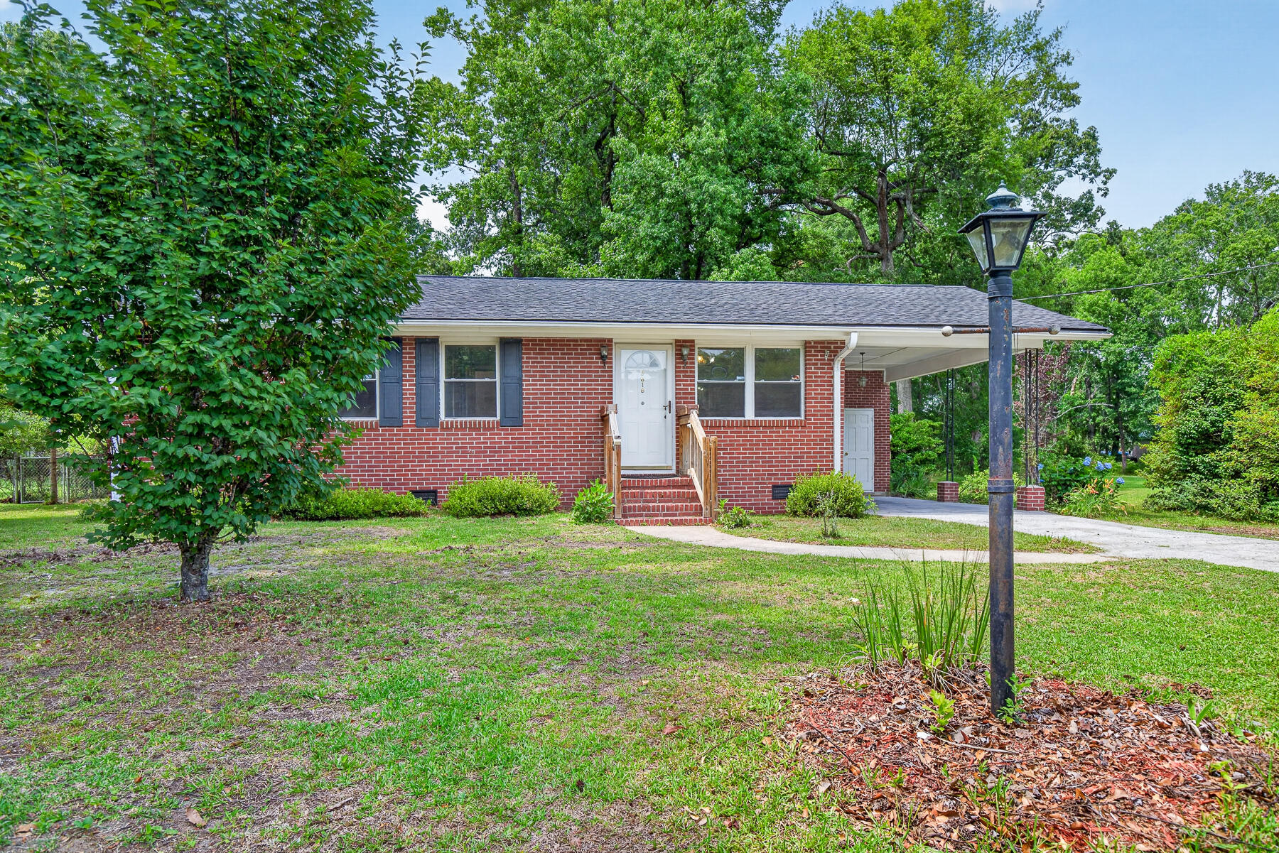 3616 Marshfield Road