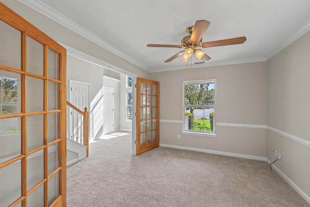 Photo of 109 Creekside Drive, Summerville, SC 29485 (MLS # 26024206)