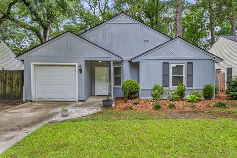 Photo of 1242 Maryland Drive, Ladson, SC 29456 (MLS # 26018435)