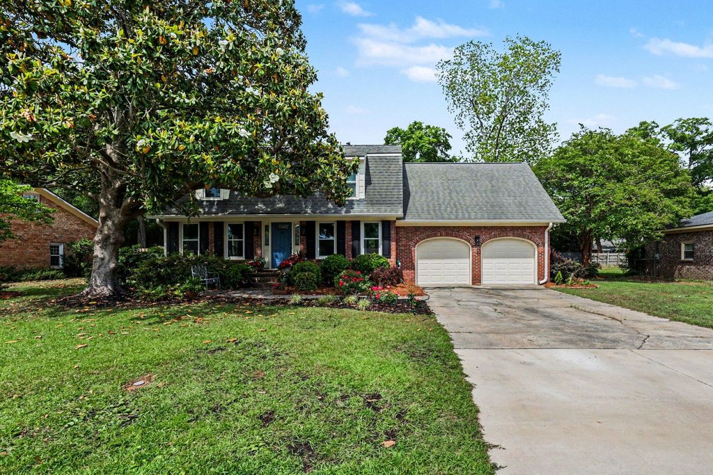 Photo of 750 Leafwood Road, Charleston, SC 29412 (MLS # 26012478)