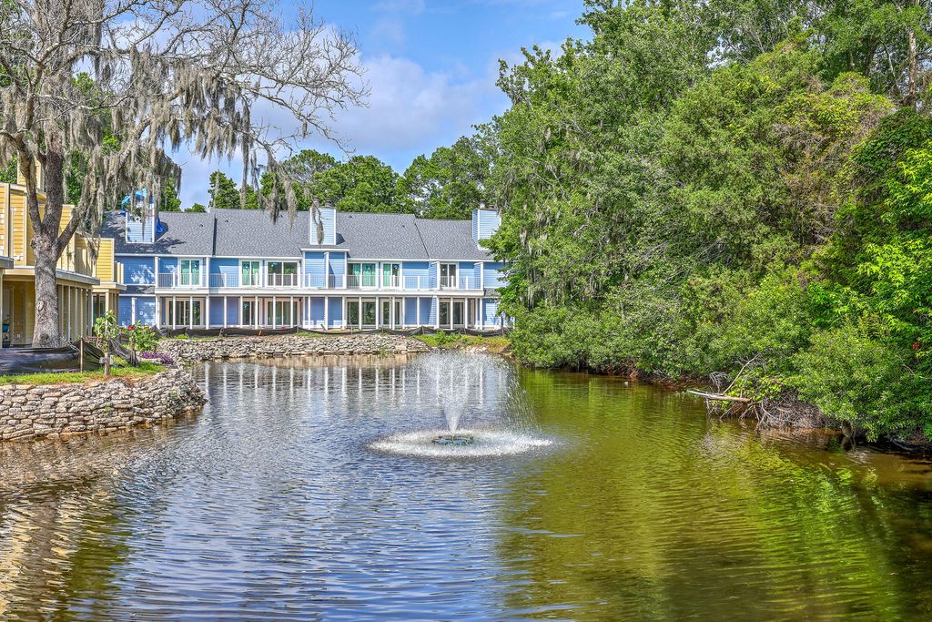 Photo of 851 Sandlake Drive #D, Mount Pleasant, SC 29464 (MLS # 25015898)