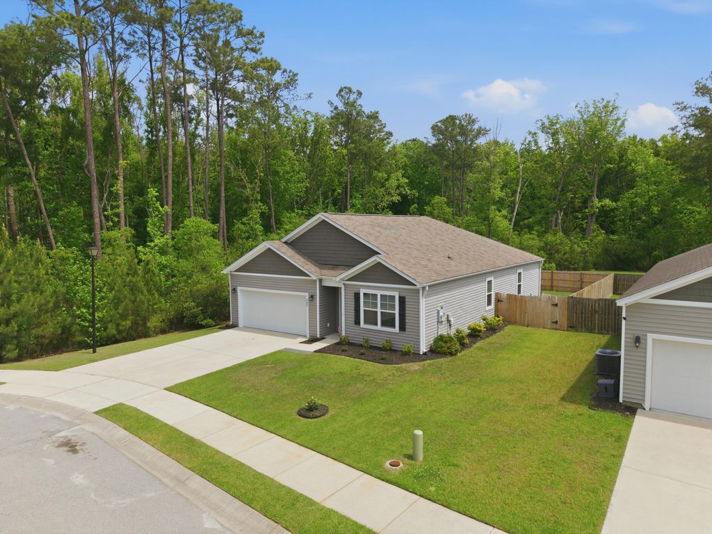 Photo of 342 Knawl Road, Moncks Corner, SC 29461 (MLS # 26010595)