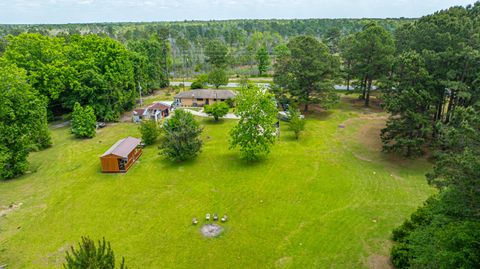 A home in Pineville