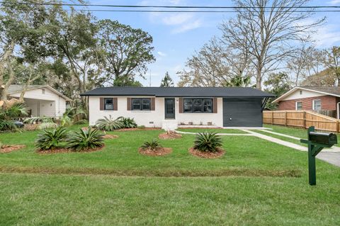 Photo of 1017 San Juan Avenue, Charleston, SC 29407 (MLS # 26001545)