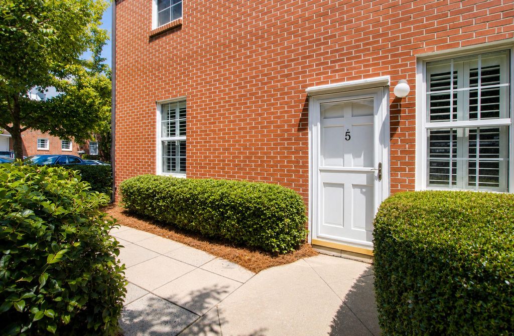 Photo of 55 Ashley Avenue #Apt 5, Charleston, SC 29401 (MLS # 26019993)
