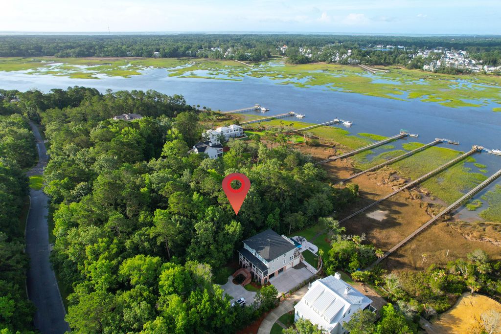 Photo of 1422 Dupree Creek Drive, Awendaw, SC 29429 (MLS # 25016320)