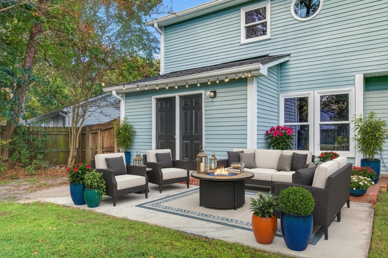 206 Lynton Court