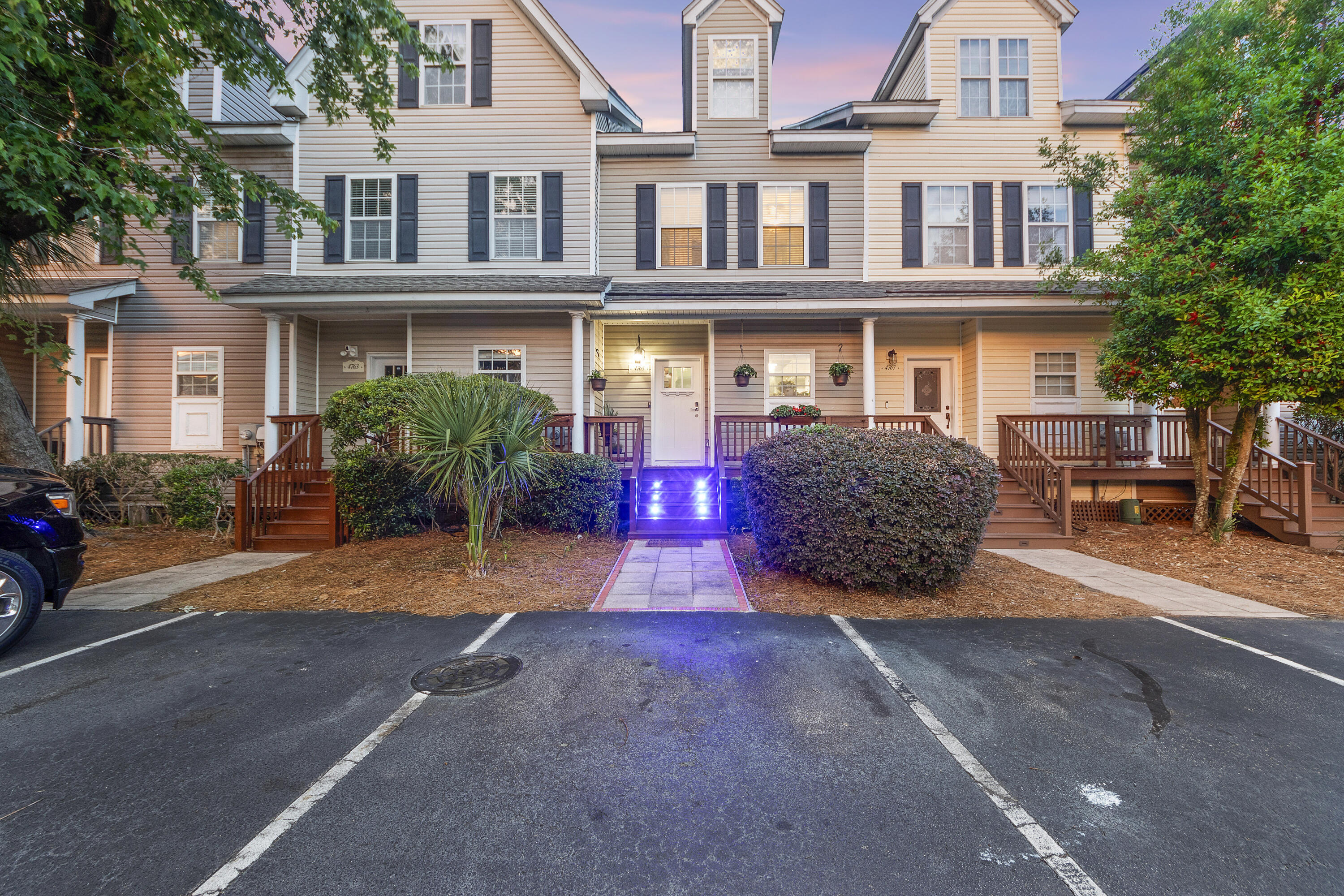4765 Arco Lane