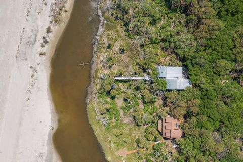 A home in Dewees Island