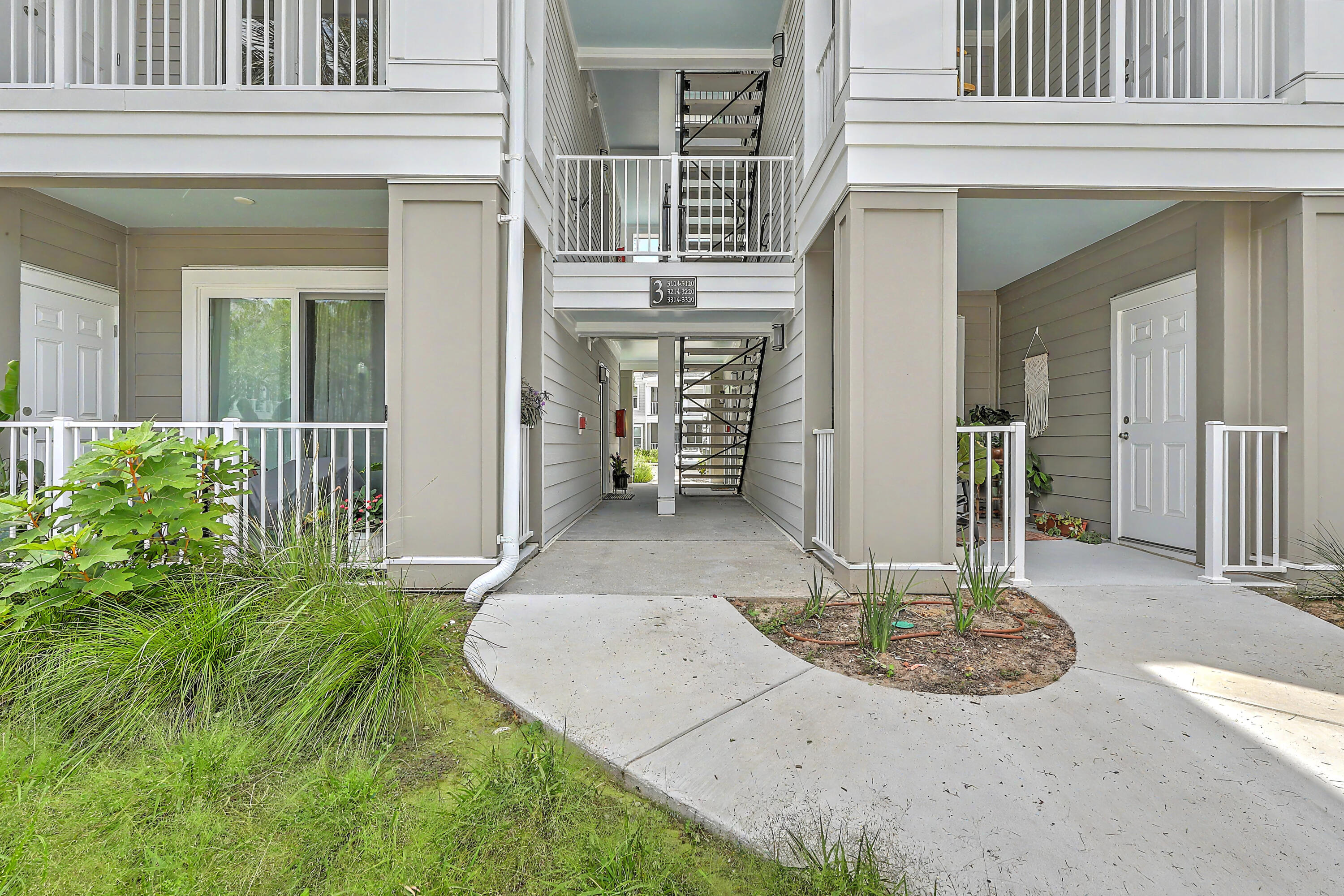 130 River Landing Drive 3120