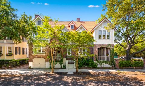 Photo of 183 Tradd Street, Charleston, SC 29401 (MLS # 26010400)