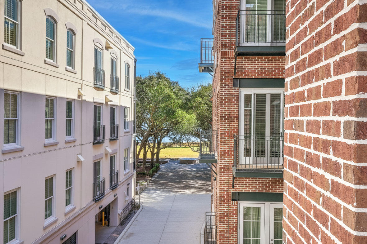 36 Prioleau Street B