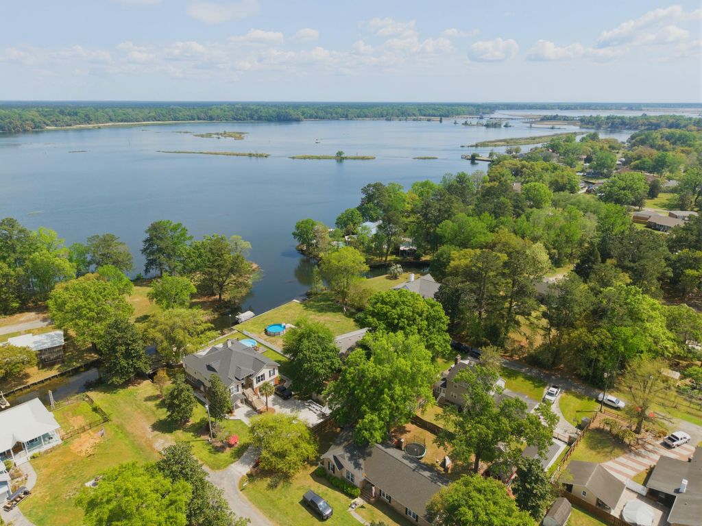 Photo of 1805 Ringneck Road, Moncks Corner, SC 29461 (MLS # 26009554)