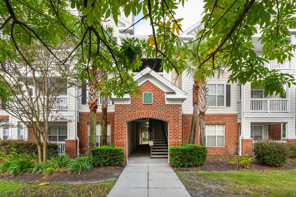 Photo of 45 Sycamore Avenue #736, Charleston, SC 29407 (MLS # 25030419)