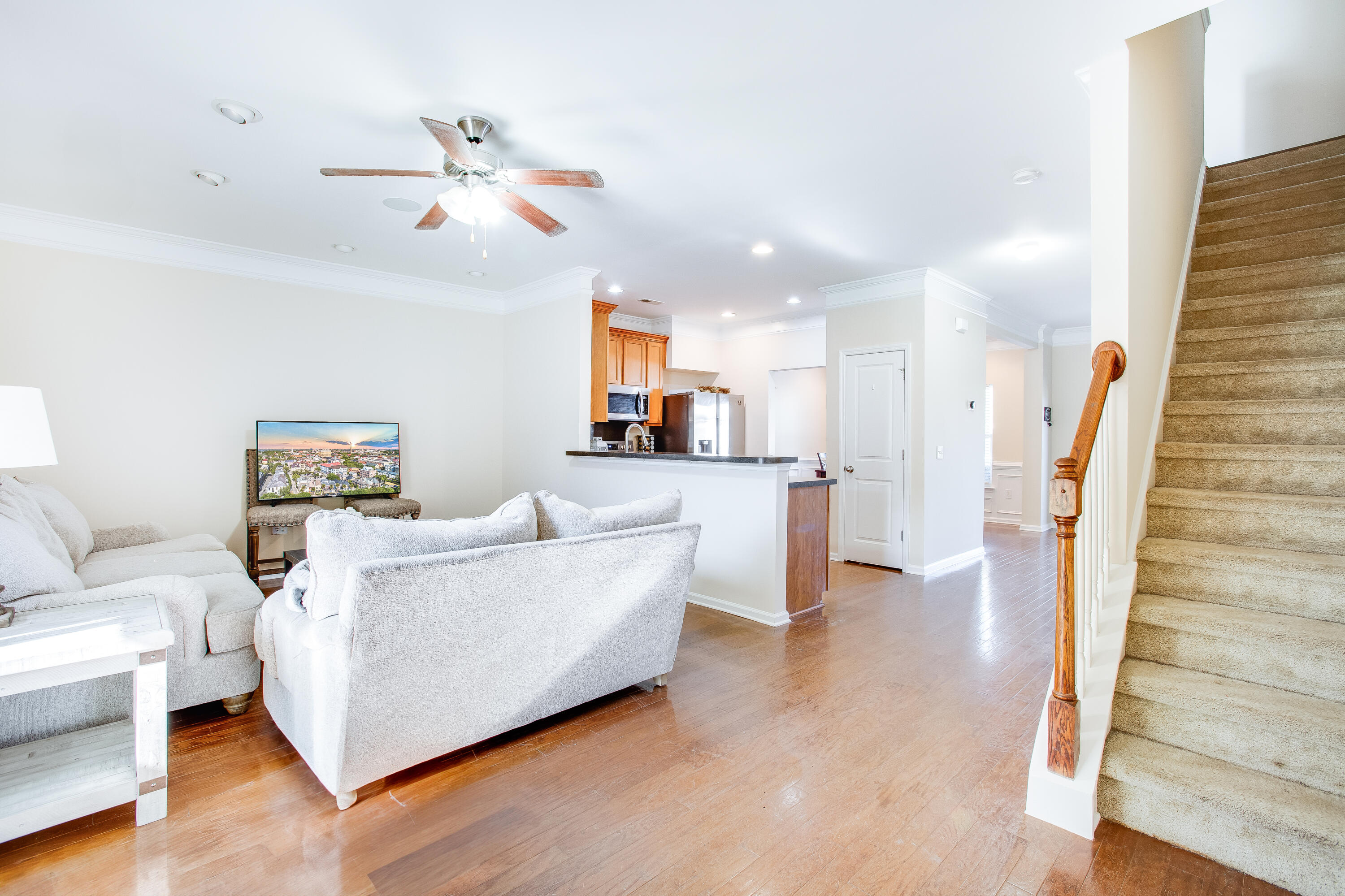 282 Swallowtail Lane