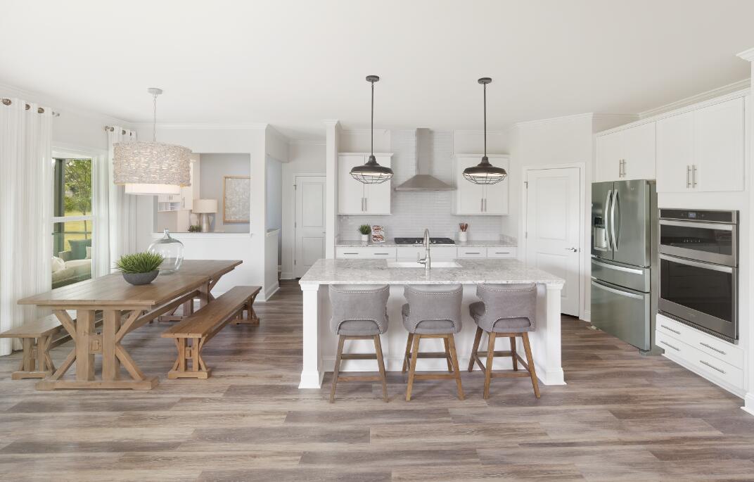 8023 Beeblossom Court