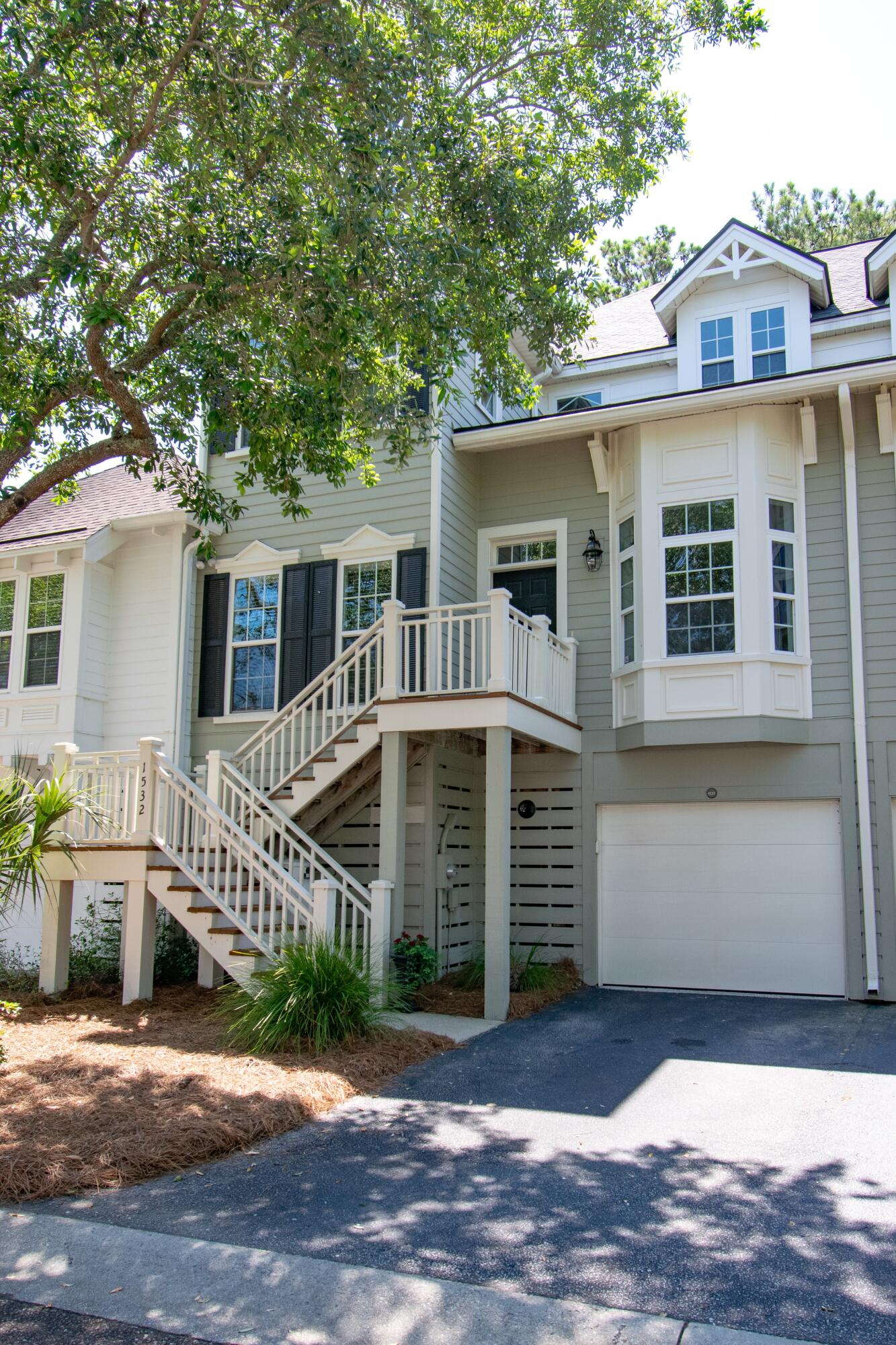View Mount Pleasant, SC 29464 townhome
