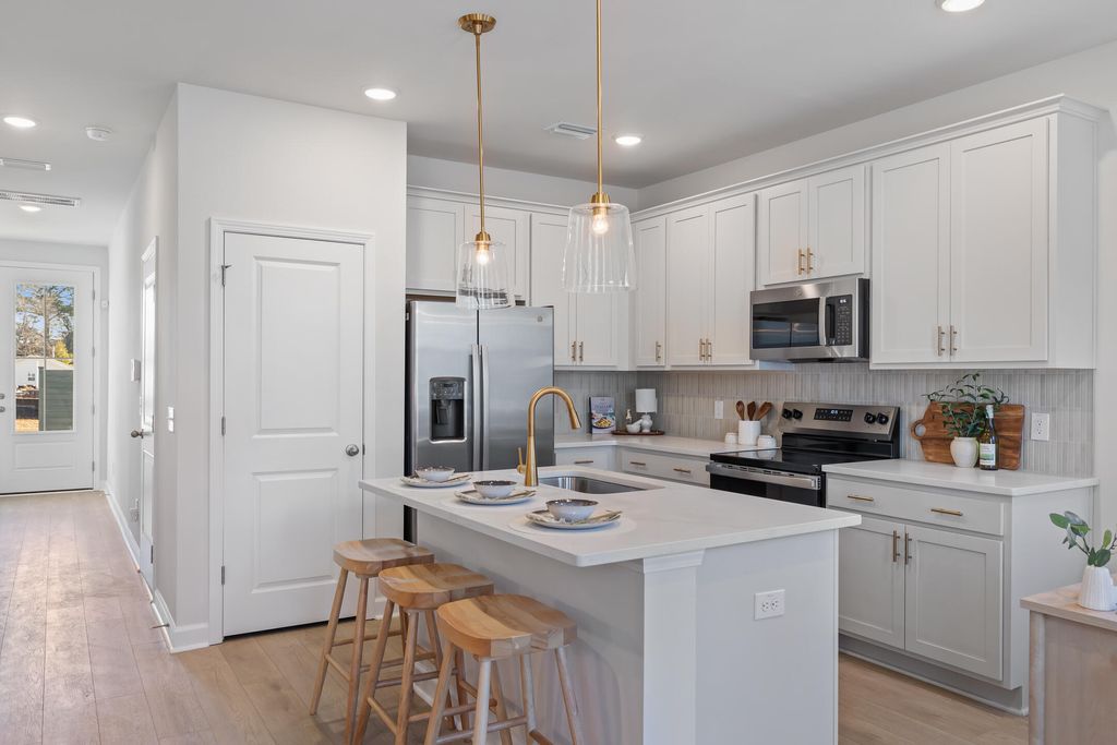 Photo of 465 Martins Creek Boulevard, Summerville, SC 29485 (MLS # 25032784)