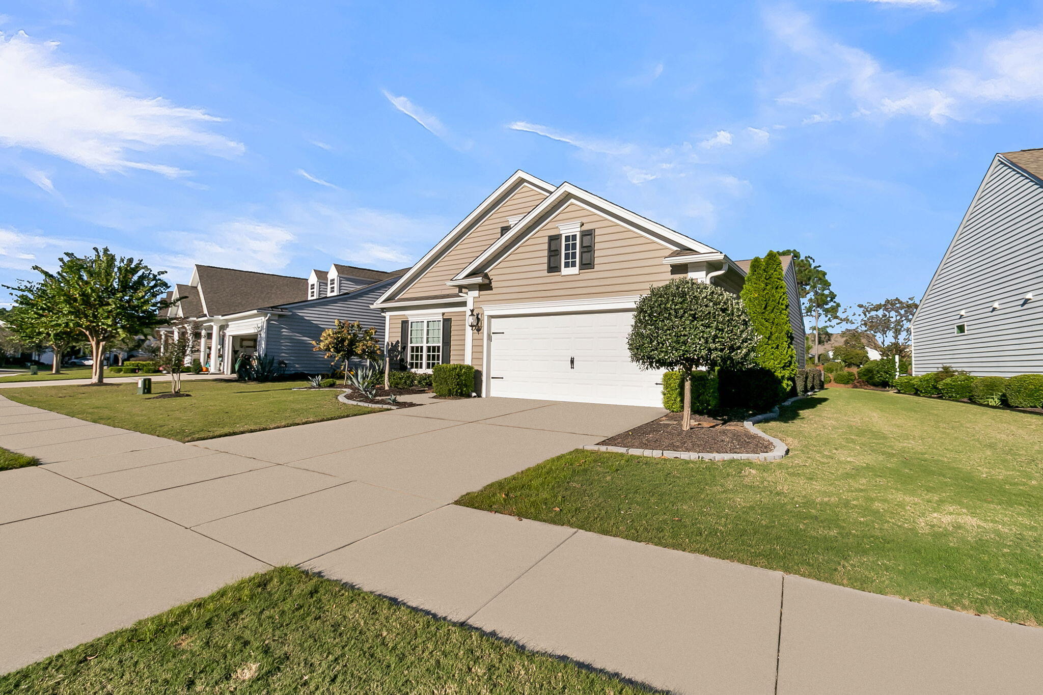 548 Tranquil Waters Way