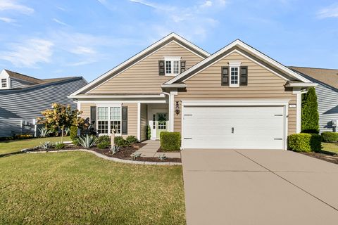Photo of 548 Tranquil Waters Way, Summerville, SC 29486 (MLS # 25028635) Photo of 548 Tranquil Waters Way, Summerville, SC 29486 (MLS # 25028635)
