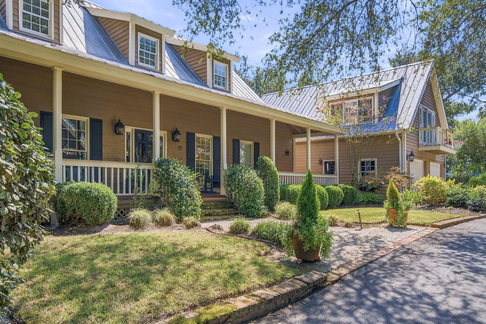 143 Live Oak Drive