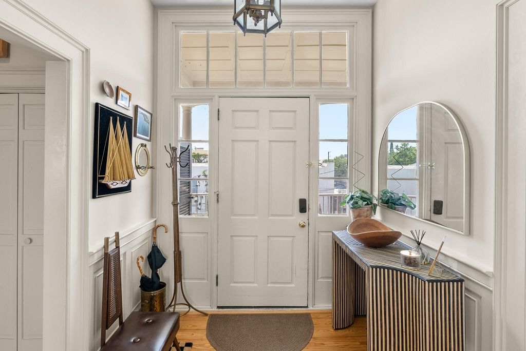 Photo of 286 Meeting Street #C, Charleston, SC 29401 (MLS # 25027347)